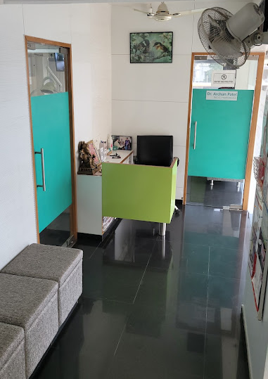 Dr Archan Patel